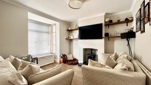 Sitting Room- click for photo gallery
